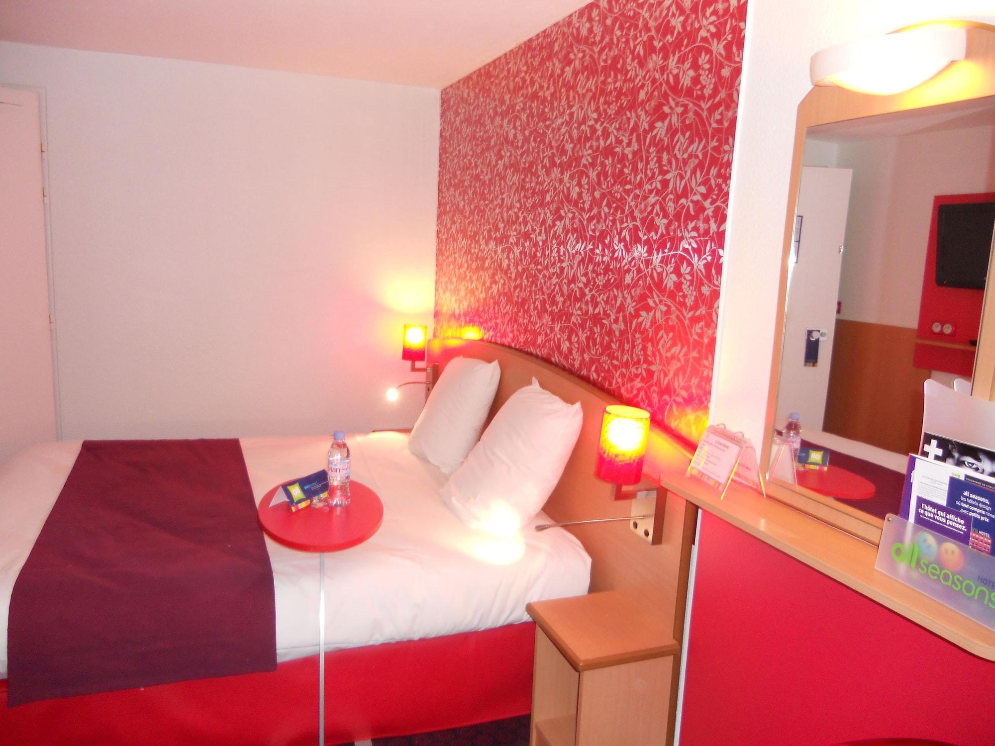 Hotel Ibis Styles En Bresse 3*